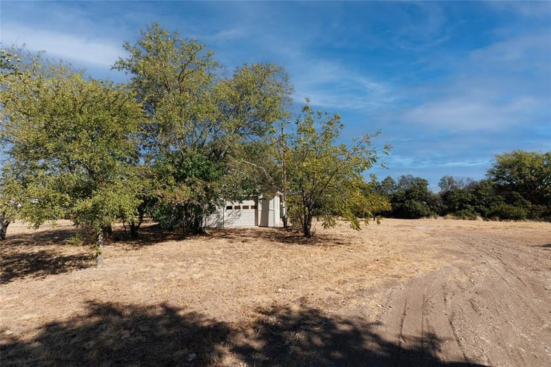 1376 County Road 4651, Rhome TX 76078 - Photo 33