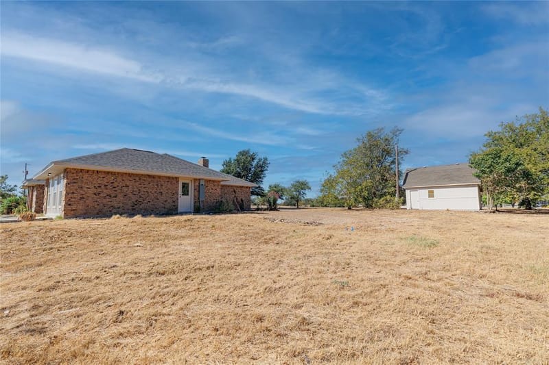 1376 County Road 4651, Rhome TX 76078 - Photo 35