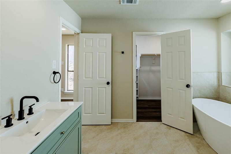 1376 County Road 4651, Rhome TX 76078 - Photo 29