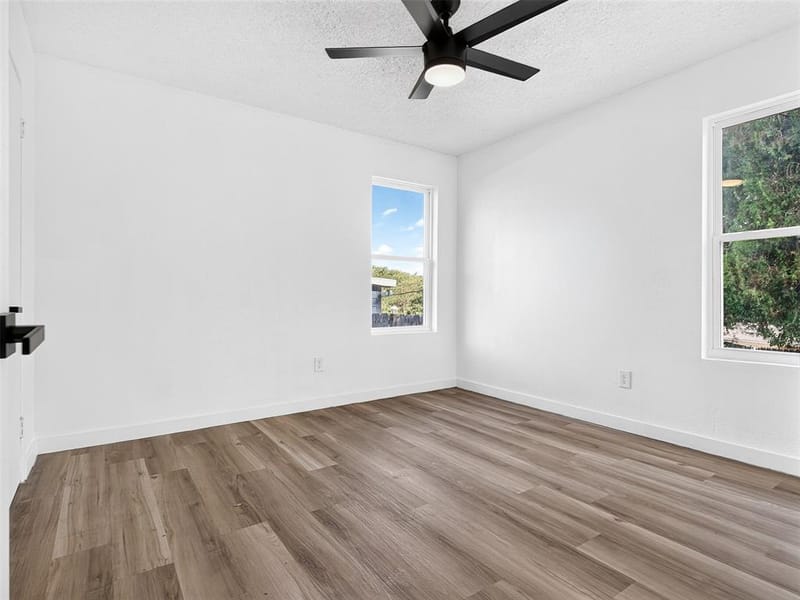 2352 Talco Drive, Dallas TX 75241 - Photo 8