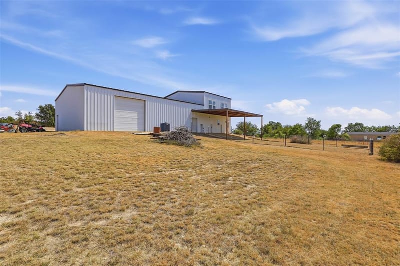 3933 Sarra Lane, Springtown TX 76082 - Photo 33
