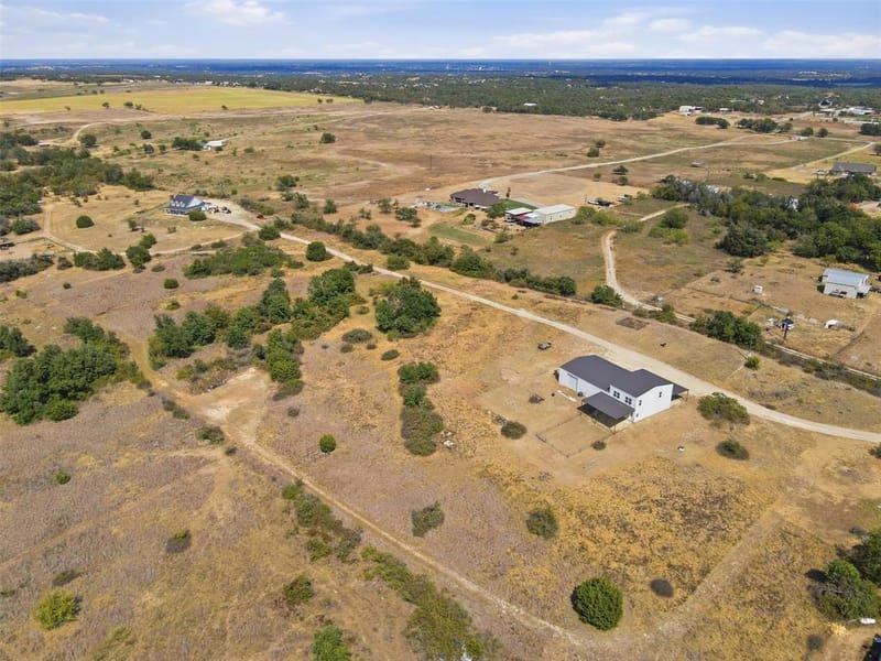 3933 Sarra Lane, Springtown TX 76082 - Photo 37