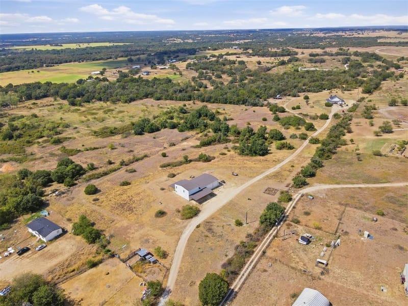 3933 Sarra Lane, Springtown TX 76082 - Photo 35