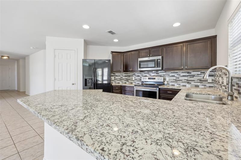 908 Blackberry Trail, Fort Worth TX 76120 - Photo 3