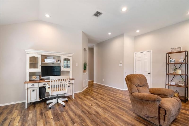 11717 Pinyon Pine Drive, Fort Worth TX 76244 - Photo 7
