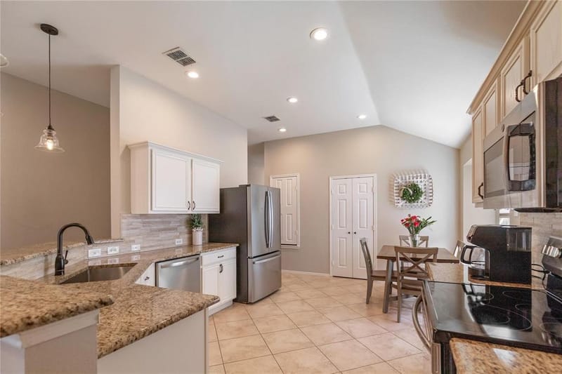 11717 Pinyon Pine Drive, Fort Worth TX 76244 - Photo 11