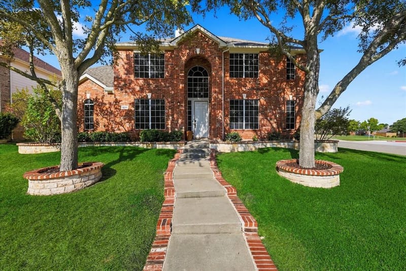 8309 Sand Ridge Drive, Plano TX 75025 - Photo 2