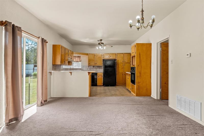 1314 W 9th Street, Clifton TX 76634 - Photo 9