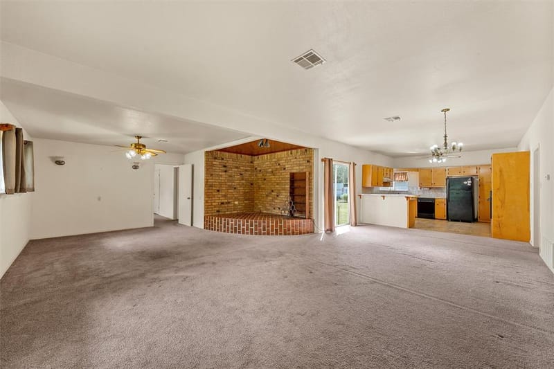1314 W 9th Street, Clifton TX 76634 - Photo 4