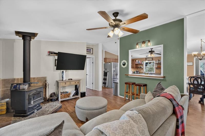 2607 Williamson Road, Granbury TX 76048 - Photo 9