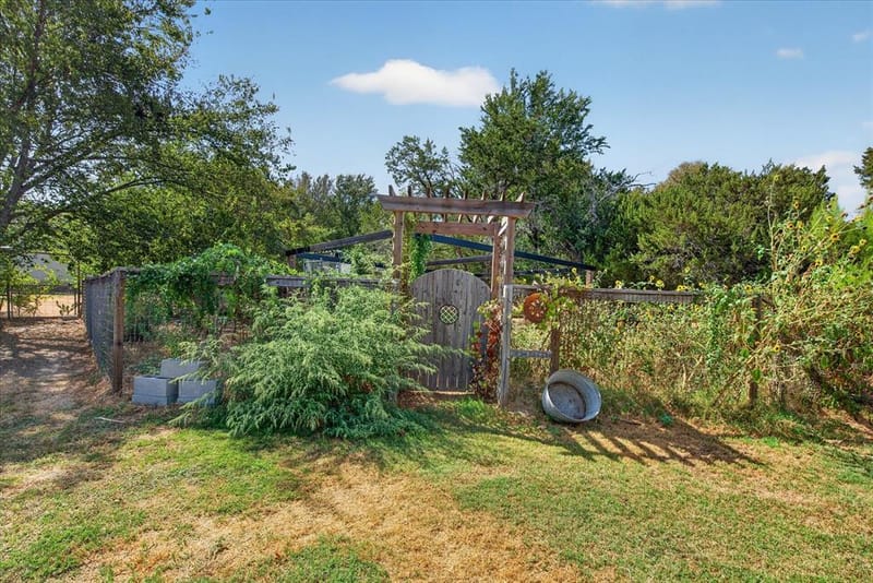 2607 Williamson Road, Granbury TX 76048 - Photo 25