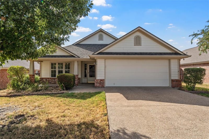 2541 Massey Lane, Robinson TX 76706