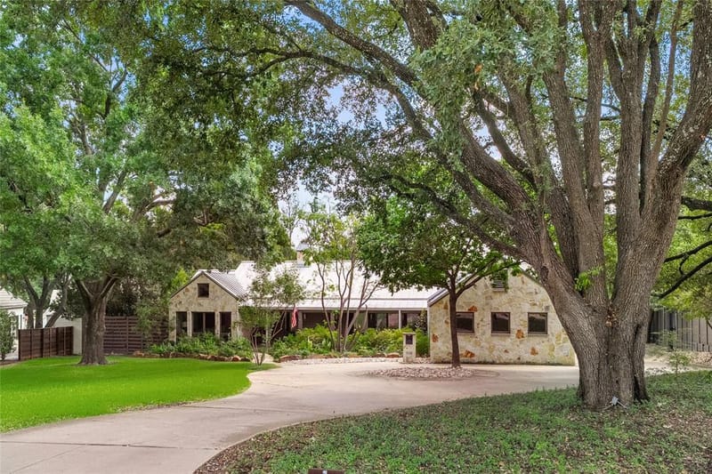 11438 E Ricks Circle, Dallas TX 75230 - Photo 2