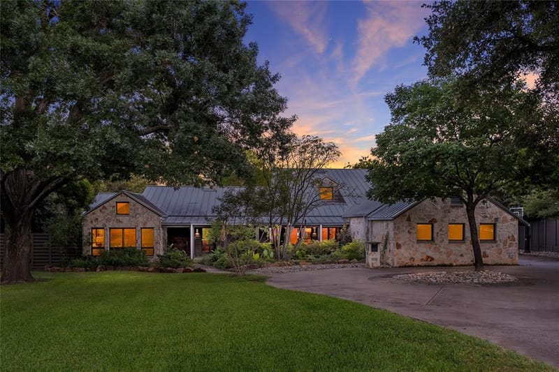 11438 E Ricks Circle, Dallas TX 75230