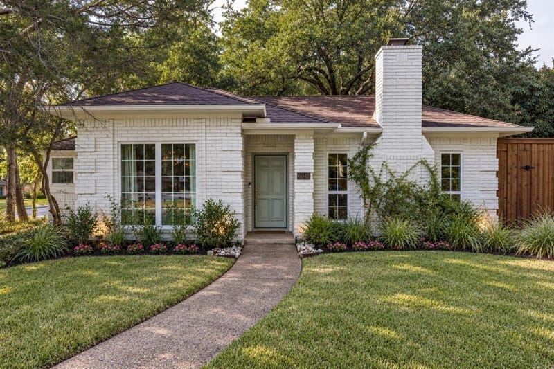 6042 Mercedes Avenue, Dallas TX 75206