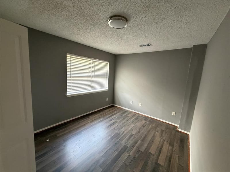 10350 Desdemona Drive, Dallas TX 75228 - Photo 4