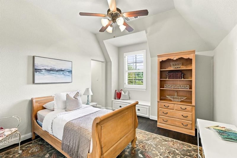 627 Lake Point Drive, Irving TX 75039 - Photo 27
