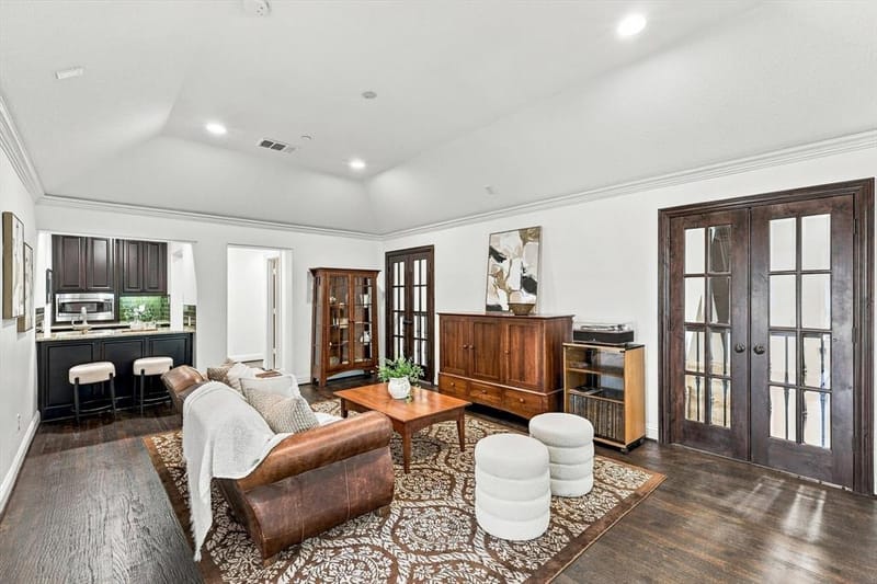 627 Lake Point Drive, Irving TX 75039 - Photo 20