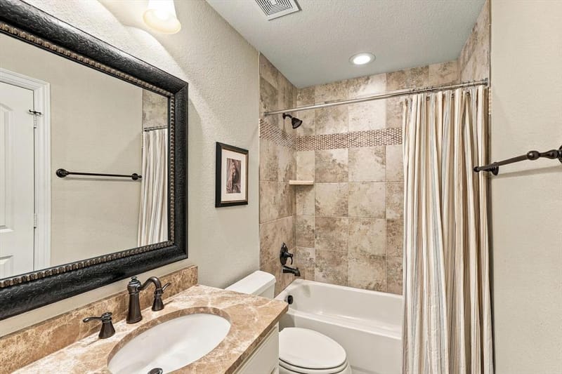 627 Lake Point Drive, Irving TX 75039 - Photo 31