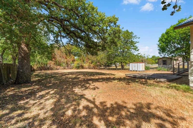 1309 N Elm Street, Weatherford TX 76086 - Photo 28