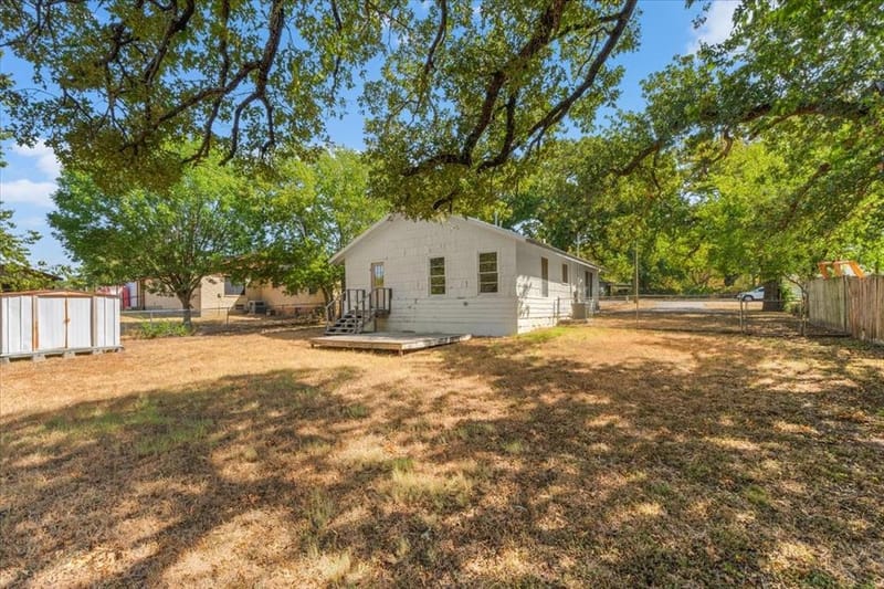 1309 N Elm Street, Weatherford TX 76086 - Photo 29