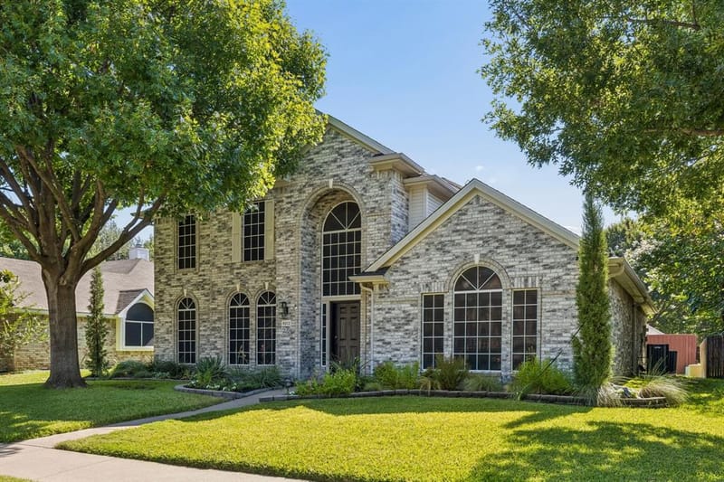 8212 Steamers Lane, Frisco TX 75035 - Photo 2