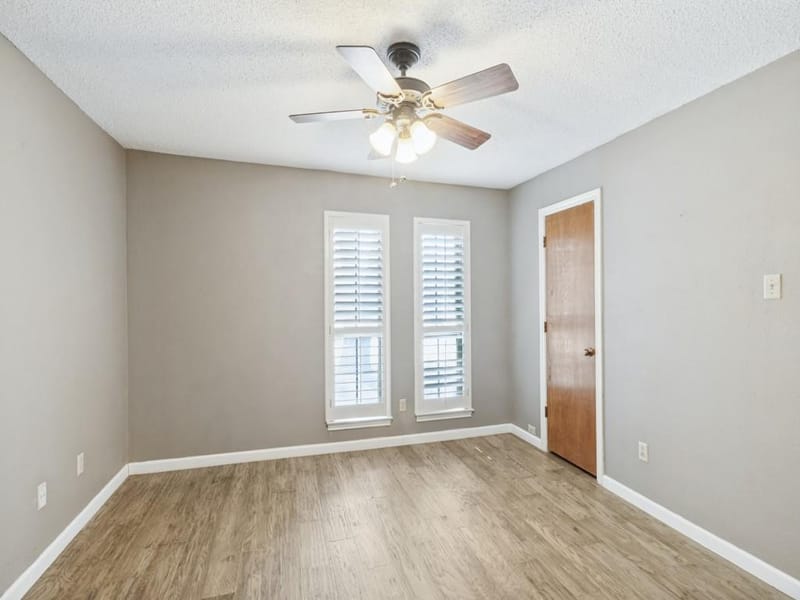 10123 Apple Creek Drive, Dallas TX 75243 - Photo 22