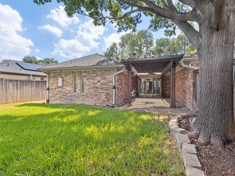 10123 Apple Creek Drive, Dallas TX 75243 - Photo 24