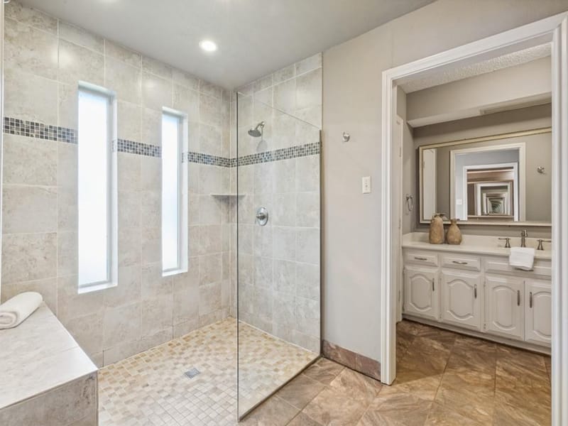 10123 Apple Creek Drive, Dallas TX 75243 - Photo 19