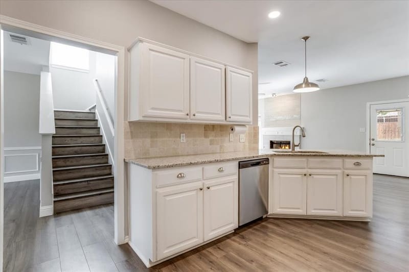 908 Dallas Lane, Lewisville TX 75067 - Photo 13