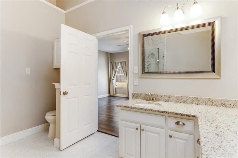 908 Dallas Lane, Lewisville TX 75067 - Photo 12