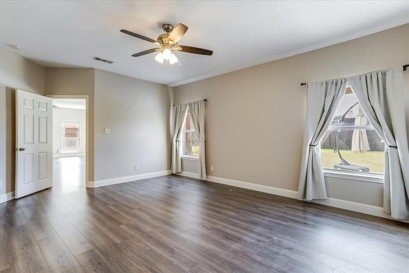 908 Dallas Lane, Lewisville TX 75067 - Photo 7