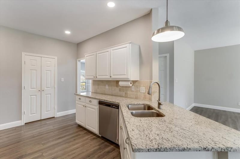 908 Dallas Lane, Lewisville TX 75067 - Photo 14