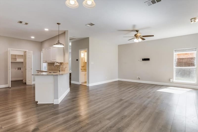 908 Dallas Lane, Lewisville TX 75067 - Photo 15
