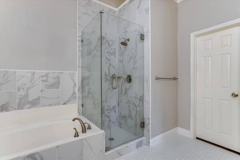 908 Dallas Lane, Lewisville TX 75067 - Photo 11