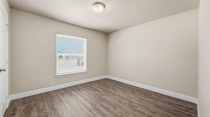 5108 Dallas Avenue, Fort Worth TX 76112 - Photo 9