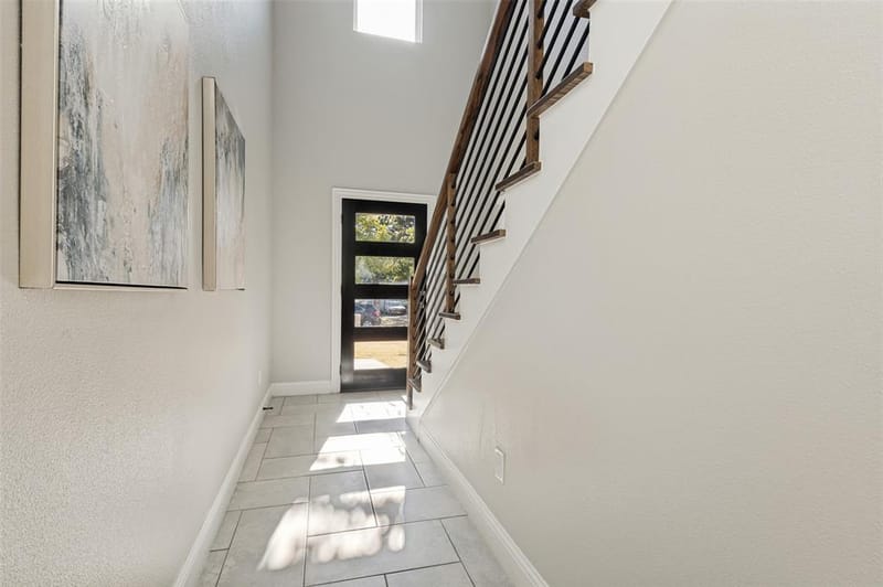 1315 Oak Knoll Drive, Haltom City TX 76117 - Photo 13