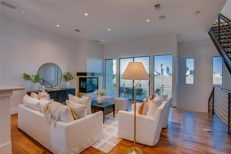 433 Trinity River Circle, Dallas TX 75203 - Photo 13