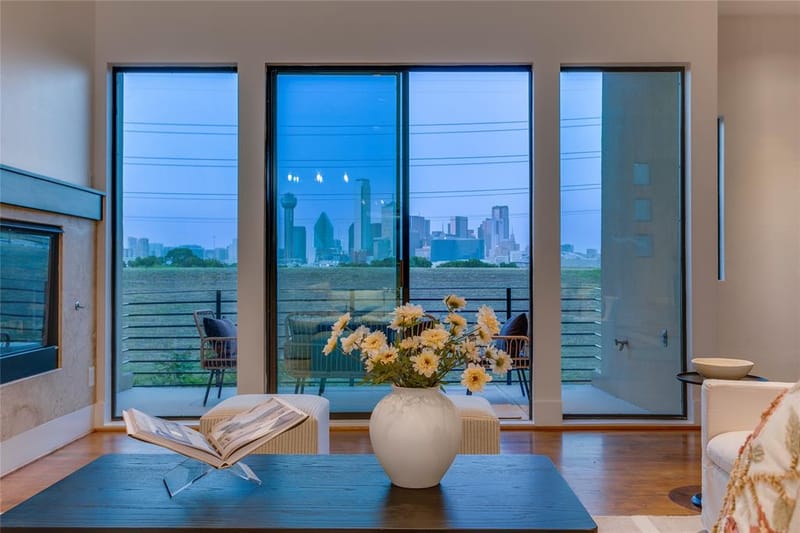 433 Trinity River Circle, Dallas TX 75203 - Photo 14