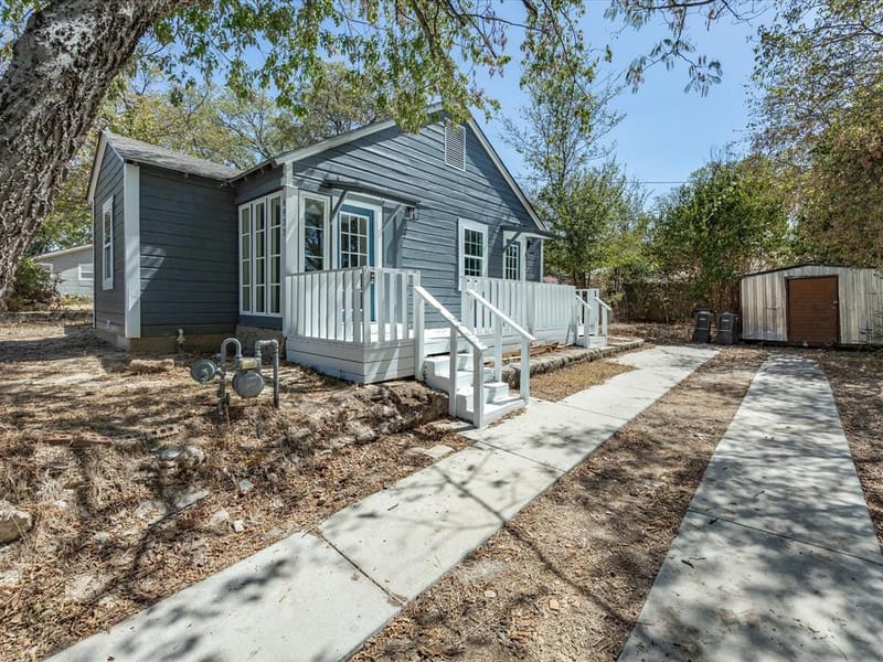 6933 Hatch Road, Lake Worth TX 76135 - Photo 4