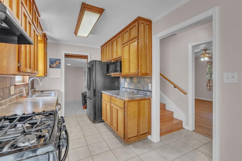 5629 Woodway, Fort Worth TX 76133 - Photo 7