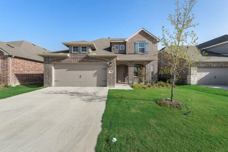 681 Tyronza, Justin TX 76247 - Photo 2