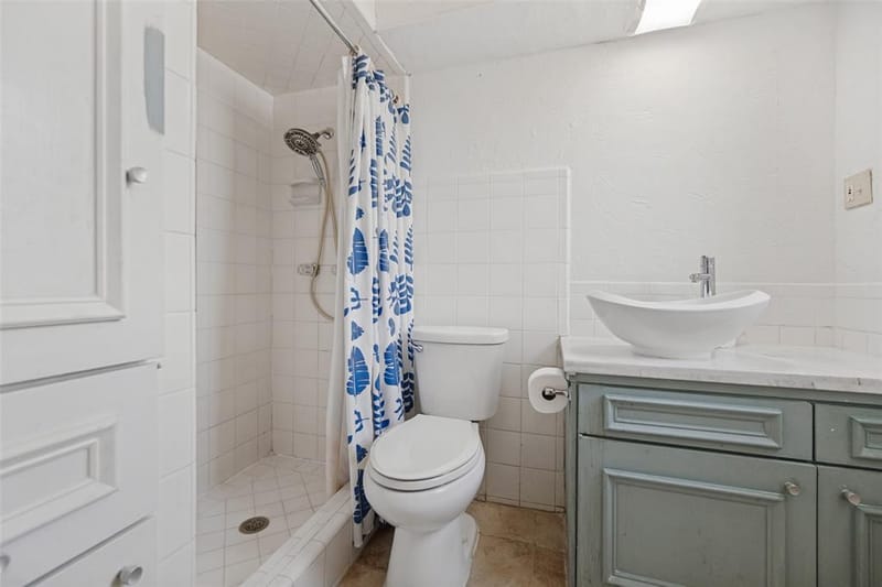 5811 Sandhurst Lane # A, Dallas TX 75206 - Photo 24