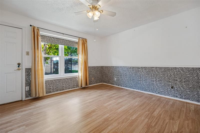 5811 Sandhurst Lane # A, Dallas TX 75206 - Photo 25
