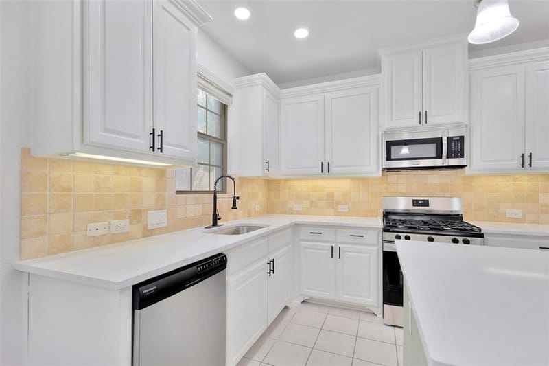 611 Matthew Place, Richardson TX 75081 - Photo 10
