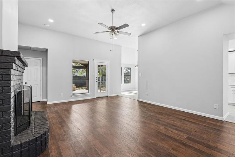 6807 Keeler Drive, Arlington TX 76001 - Photo 10