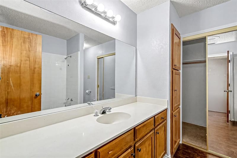 5211 Wild West Drive, Arlington TX 76017 - Photo 17