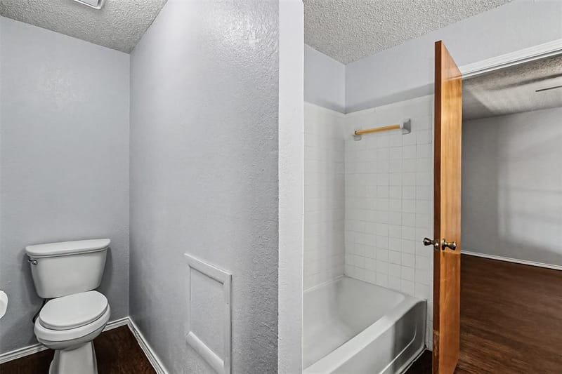5211 Wild West Drive, Arlington TX 76017 - Photo 16