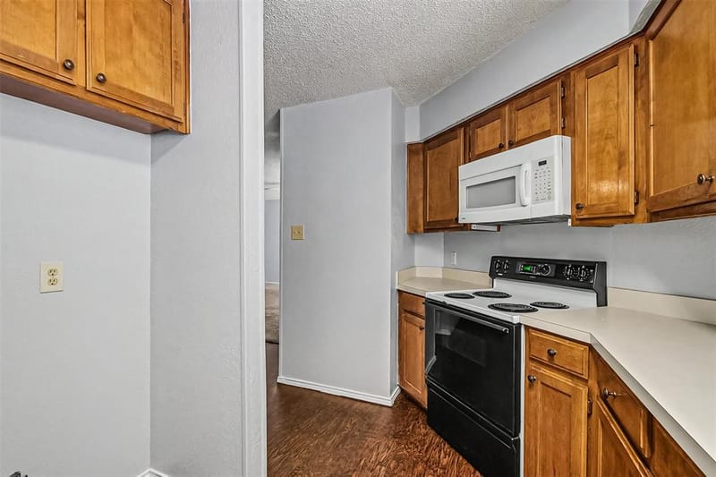5211 Wild West Drive, Arlington TX 76017 - Photo 18