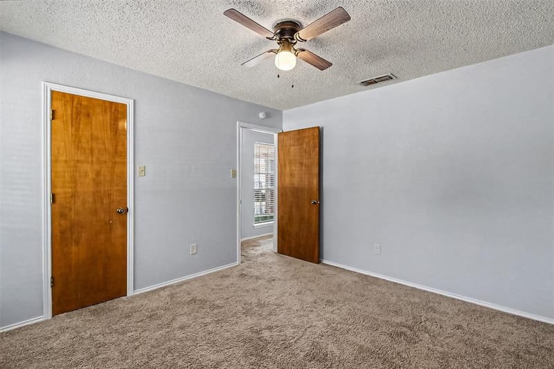 5211 Wild West Drive, Arlington TX 76017 - Photo 11